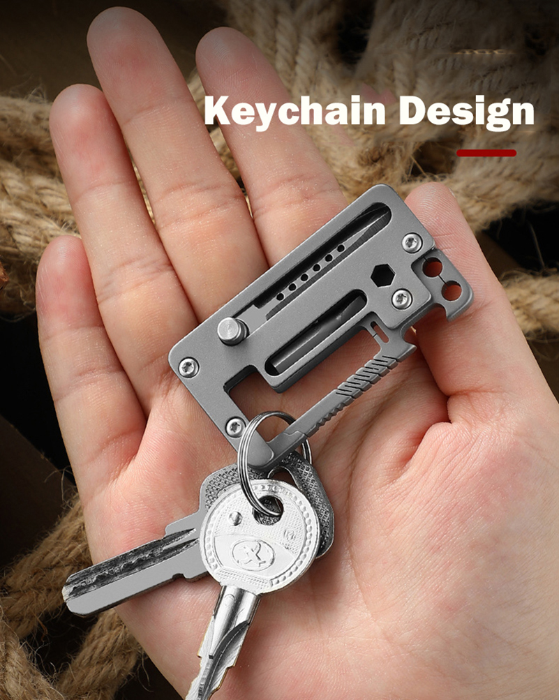5 IN 1 Titanium Alloy Keychain - Multitool Credit Card avis et prix