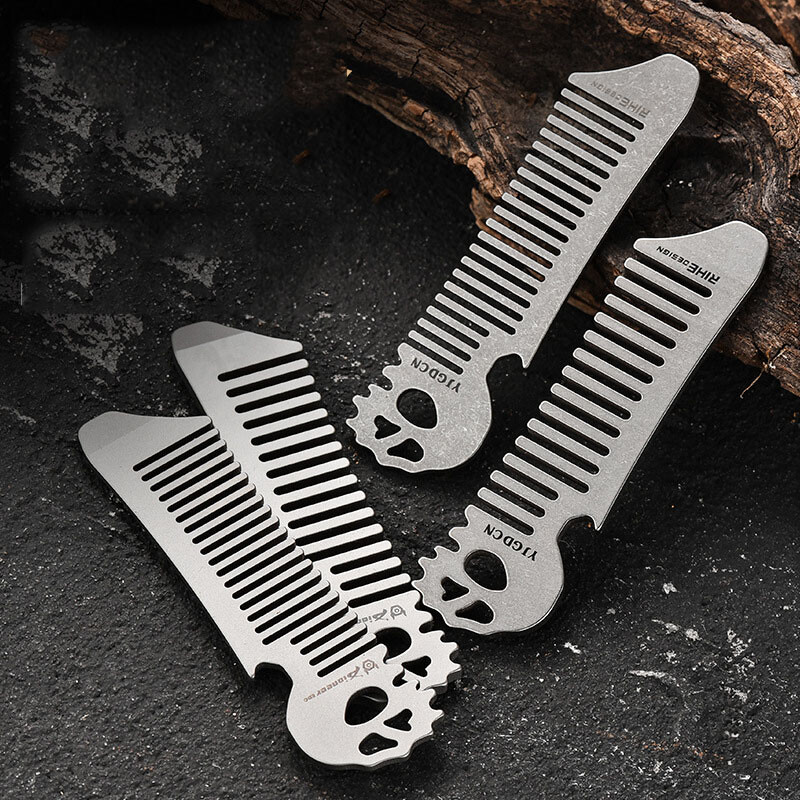 Titanium alloy comb with bottl - Comb Pocket Titanium avis et prix