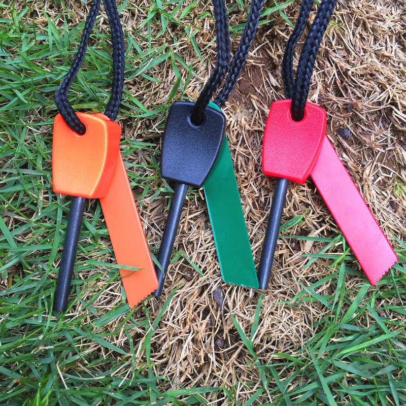 Mini Wilderness Survival Porta - Ferro Rod Striker avis et prix